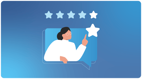 Pessoa avaliando com estrelas, representando feedback ou classificação.